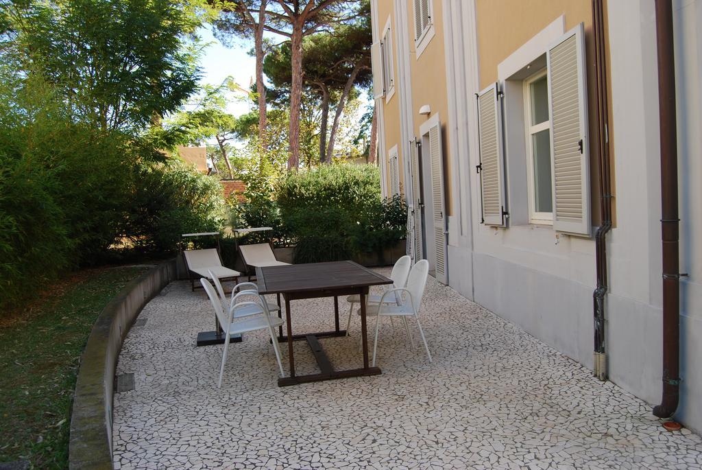 Ceccarini Suite Riccione Exterior photo